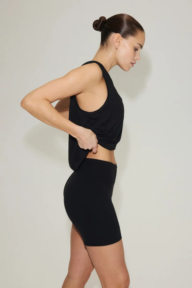 H&M Boxy-style sports vest top in DryMove™