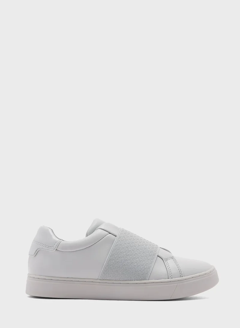 CALVIN KLEIN Lace Up Low Top Sneakers