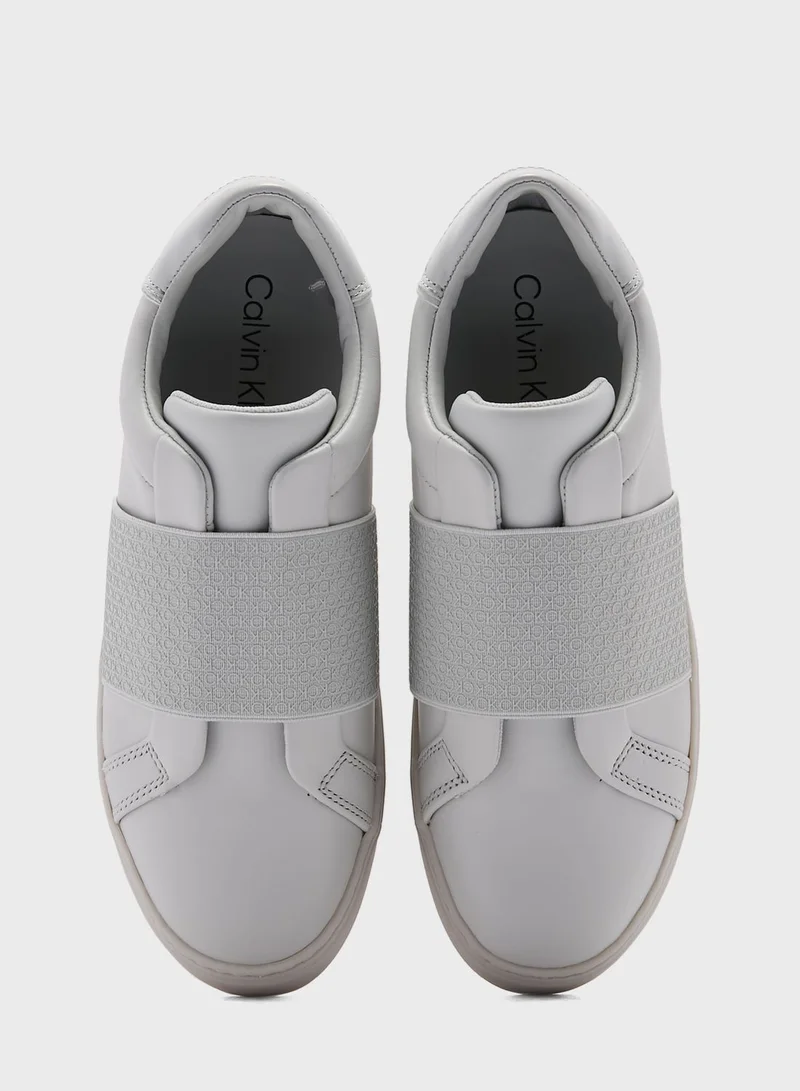 CALVIN KLEIN Lace Up Low Top Sneakers