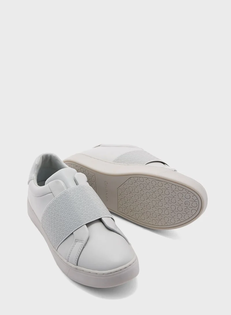 CALVIN KLEIN Lace Up Low Top Sneakers