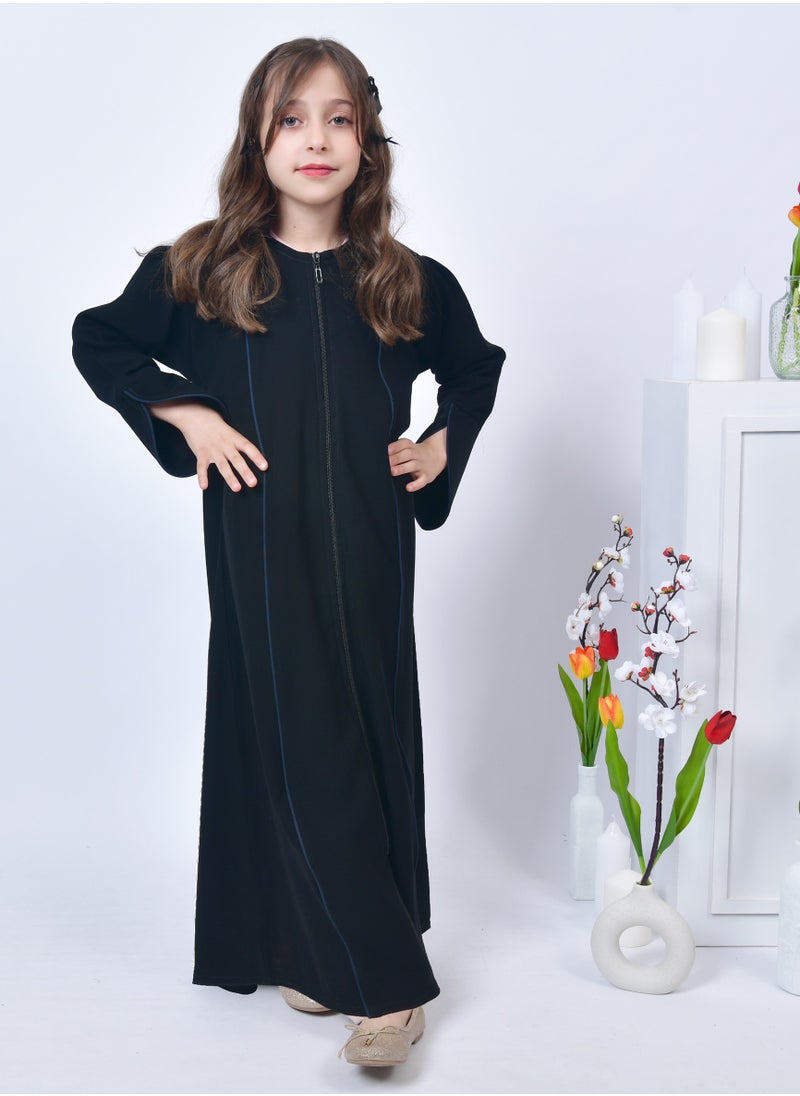 A practical girls' abaya with a zipper and qitan border in navy blue