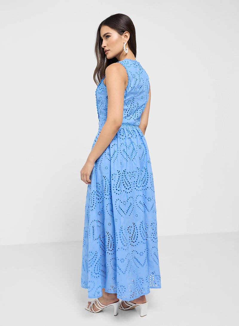 ايلا طقم بلوزة بدون أكمام وتنورة برباط - Image 2