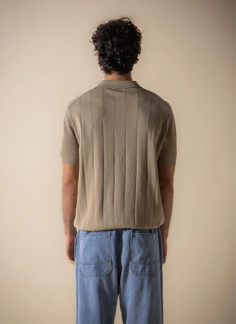 Shapes Green TEXTURED POLO SHIRT WITH ZIP for Men | Best Price UAE