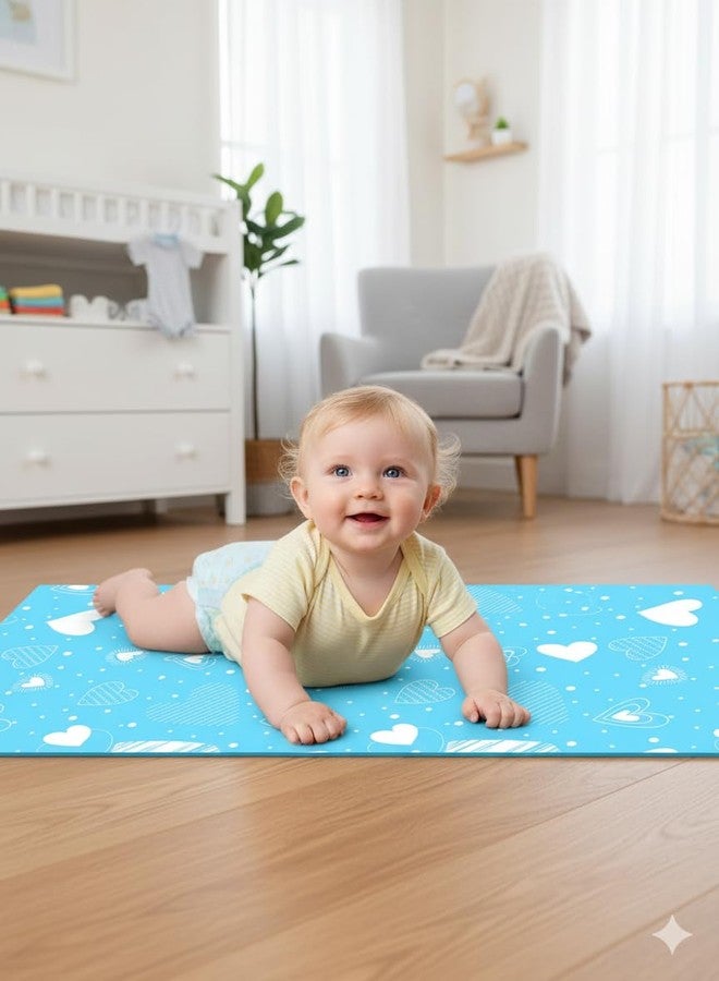 سوبربوتمز حصيرة تغيير الحفاضات للأطفال من سوبر بوتومز - واقي سرير مقاوم للماء وسريع الجفاف | حصيرة ناعمة وخفيفة الوزن وقابلة لإعادة الاستخدام بتقنية إنستا دراي (50 سم × 70 سم) - أزرق فاتح (صغير) - Image 1