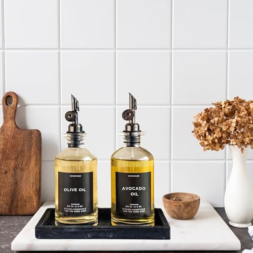 Verspace - Clear Glass Olive Oil Dispenser Bottles For Kitchen With Silicone Tray & 40 Labels, Soy Sauce Dispenser, Coffee Syrup Dispenser, Olive Oil Bottles Set Of 2, Black - Image 2