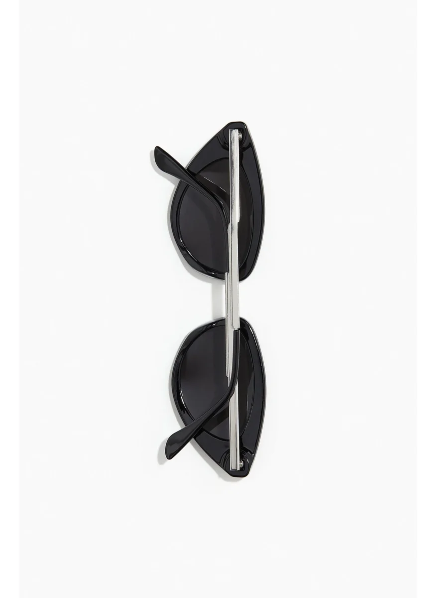 اتش اند ام Cat-Eye Sunglasses