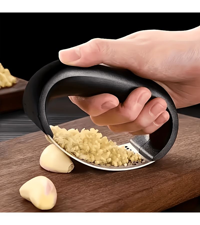 Stainless Steel Garlic Press Rocker Crusher With Ergonomic Grip Kitchen Gadget 1pc - Image 3