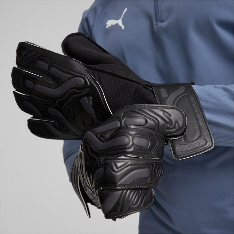PUMA ULTRA Play RC Black Goalkeeper Gloves - Image 2