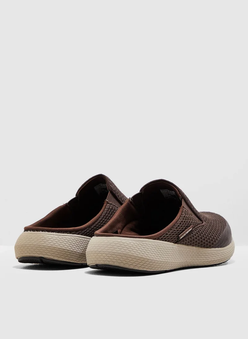 SKECHERS Mule Slip Ons