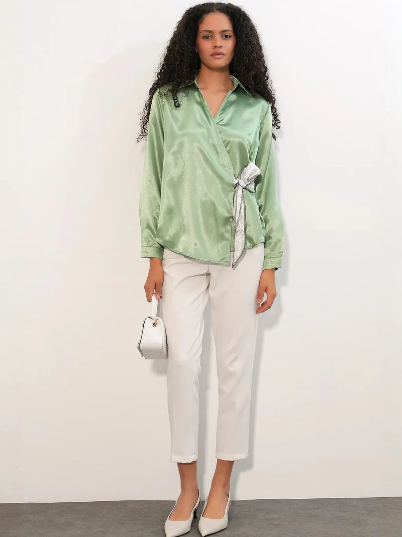 بيغ دارت BDART Women's Satin Tie-Front Shirt