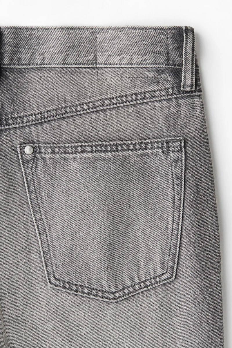 اتش اند ام جينز بخصر عالي وقصّة بوت كت