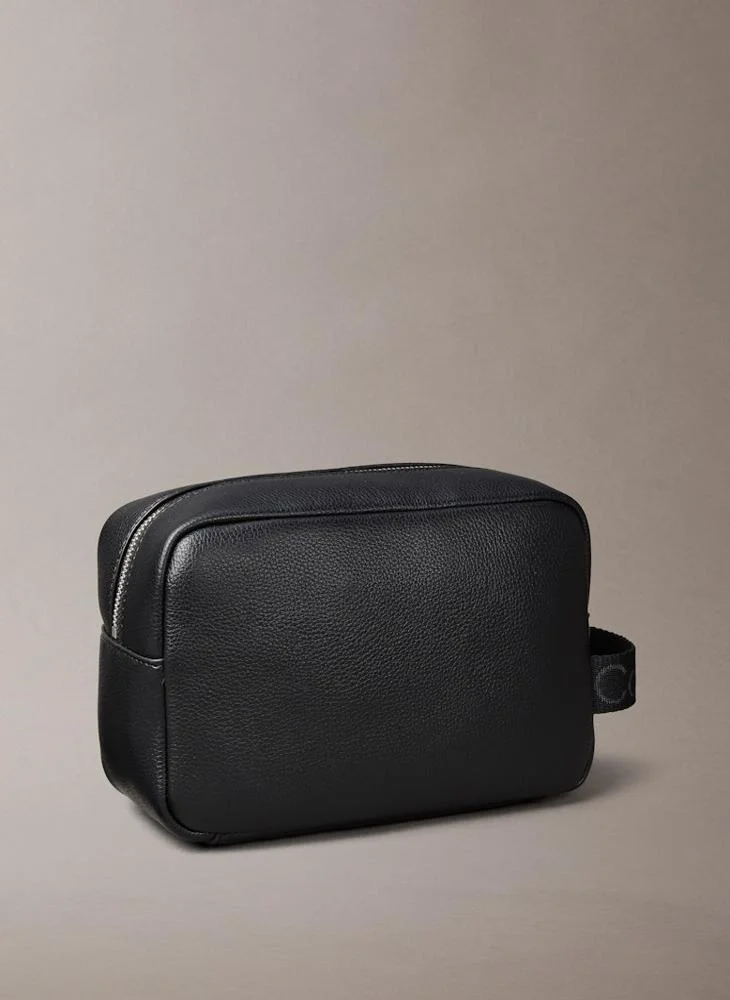 CALVIN KLEIN Zip around toiletry bag