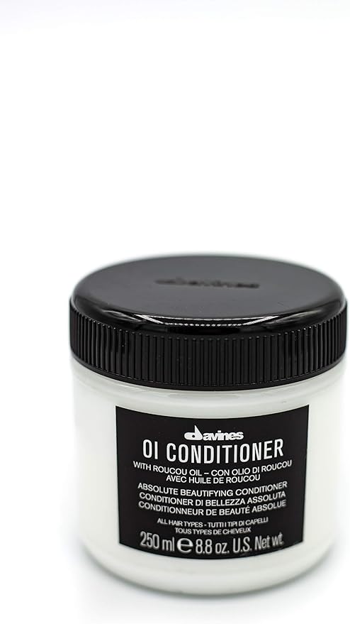 Davines Essential Haircare OiI Conditioner Absolute Beautifying Conditioner 250ml - Image 2