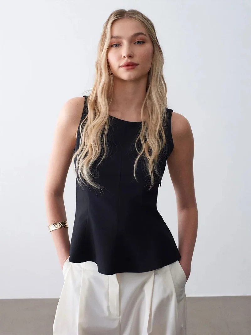 ديلفين Dilvin Fitted Sleeveless Crepe Peplum Blouse