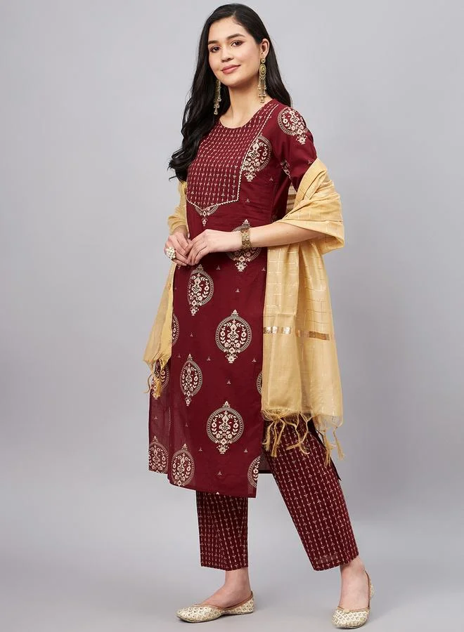 Winered Maroon Cambric Ethnic Motifs Kurta Pant Dupatta Set