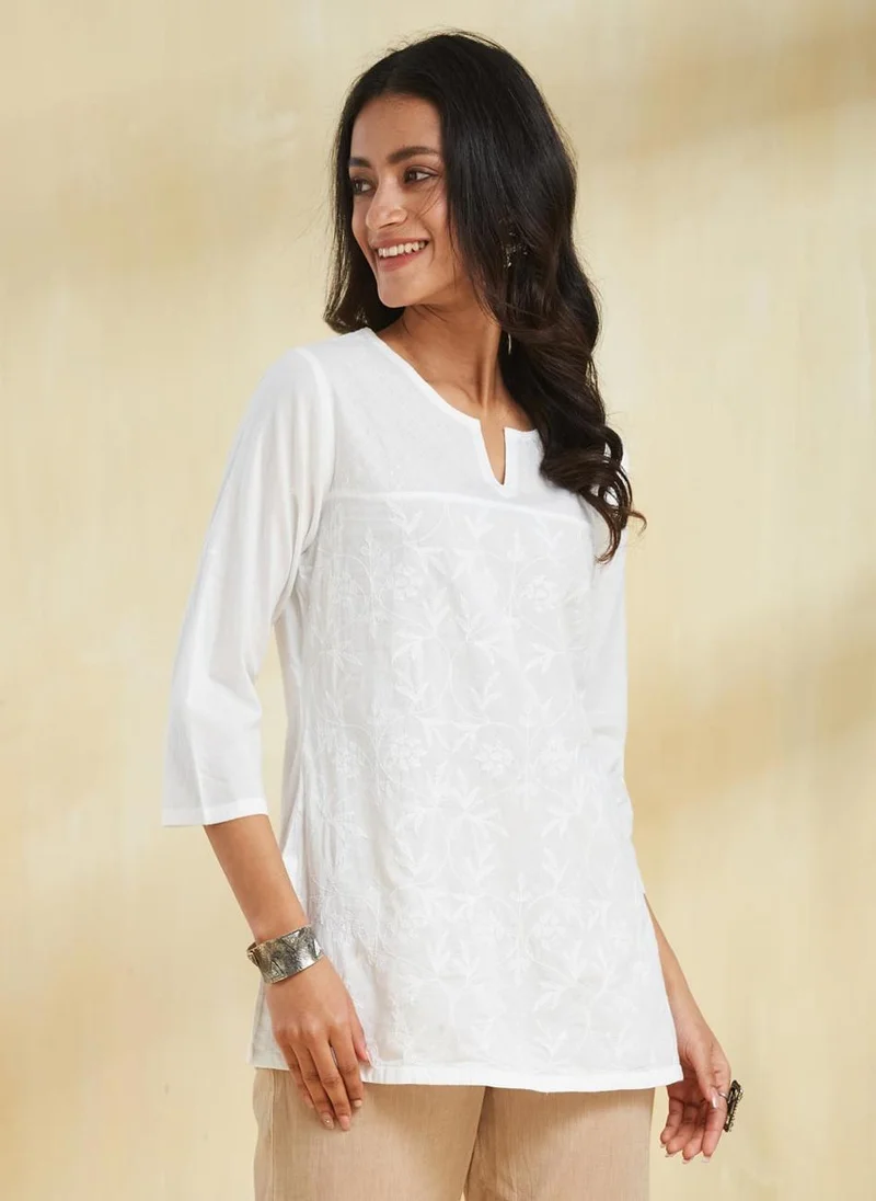 Fabindia White Cotton Chikankari Slim Fit Short Kurta