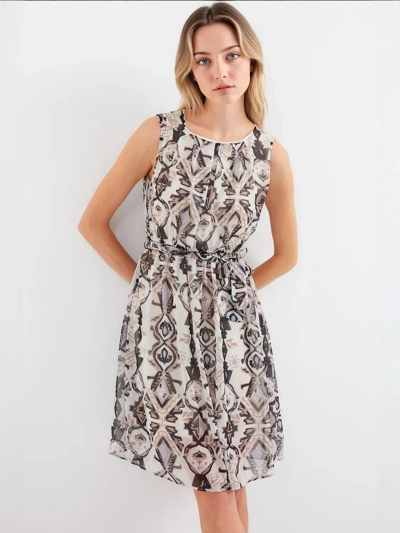 بيغ دارت فستان قصير  برباط وزينة فيونكة