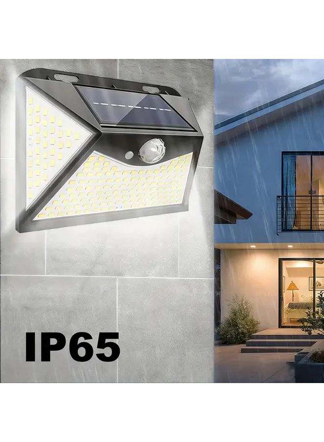 4 حزمة من مصابيح LED الشمسية البيضاء للخارج مع مستشعر الحركة IP65 لجدار الحديقة - Image 4
