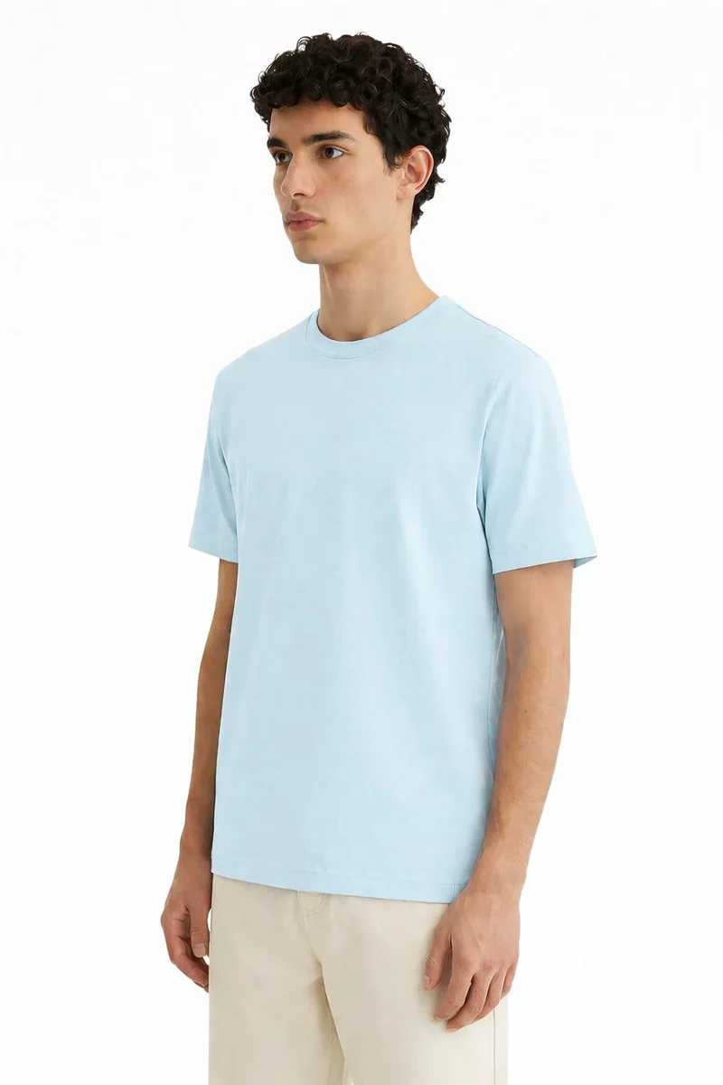 SNITCH  Light Blue Solid Half Sleeve Slim Fit Casual T-Shirt for Men | Best Price UAE