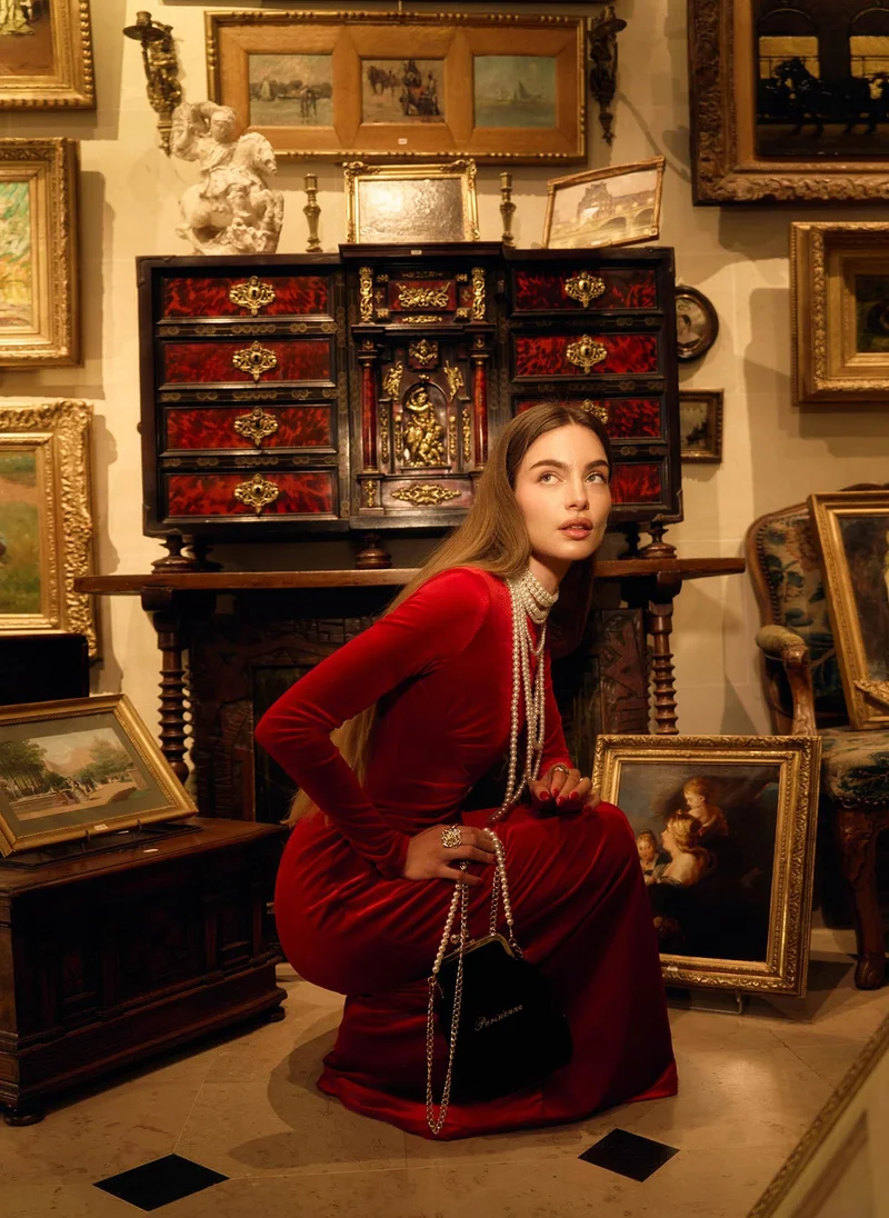 ليتشي فستان ماكسي بأكمام طويلة مع تكتلات في الأمام