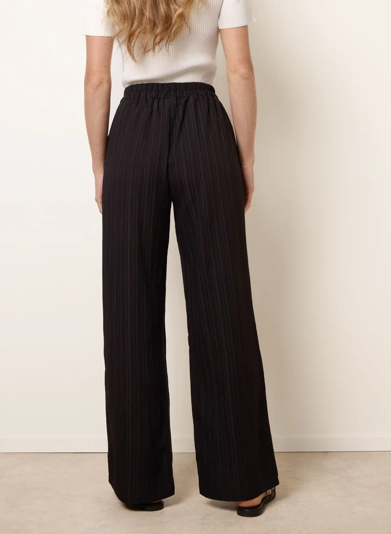 بلو فانيلا Drawstring Wide Leg Trousers