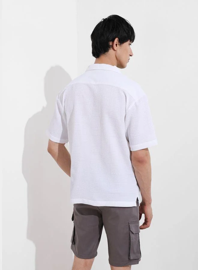 The Indian Garage Co Men Relaxed Fit Textured Cuban Collar Half Sleeves Shirt