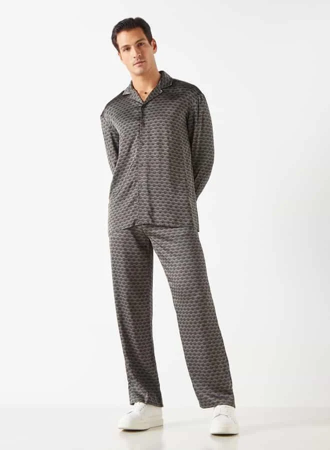 Emperor Emperor All-Over Print Camp Collar Shirt with Long Sleeves