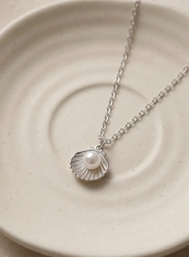 تايك تو Faux Pearl Shell Pendant Necklace