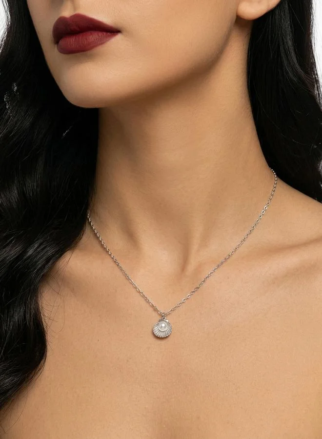 تايك تو Faux Pearl Shell Pendant Necklace