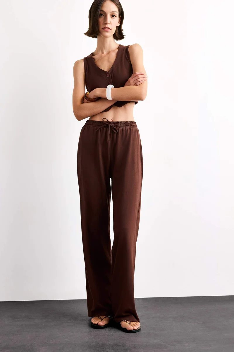 ديفاكتو Slim Fit Striped Button Neck Tank Top