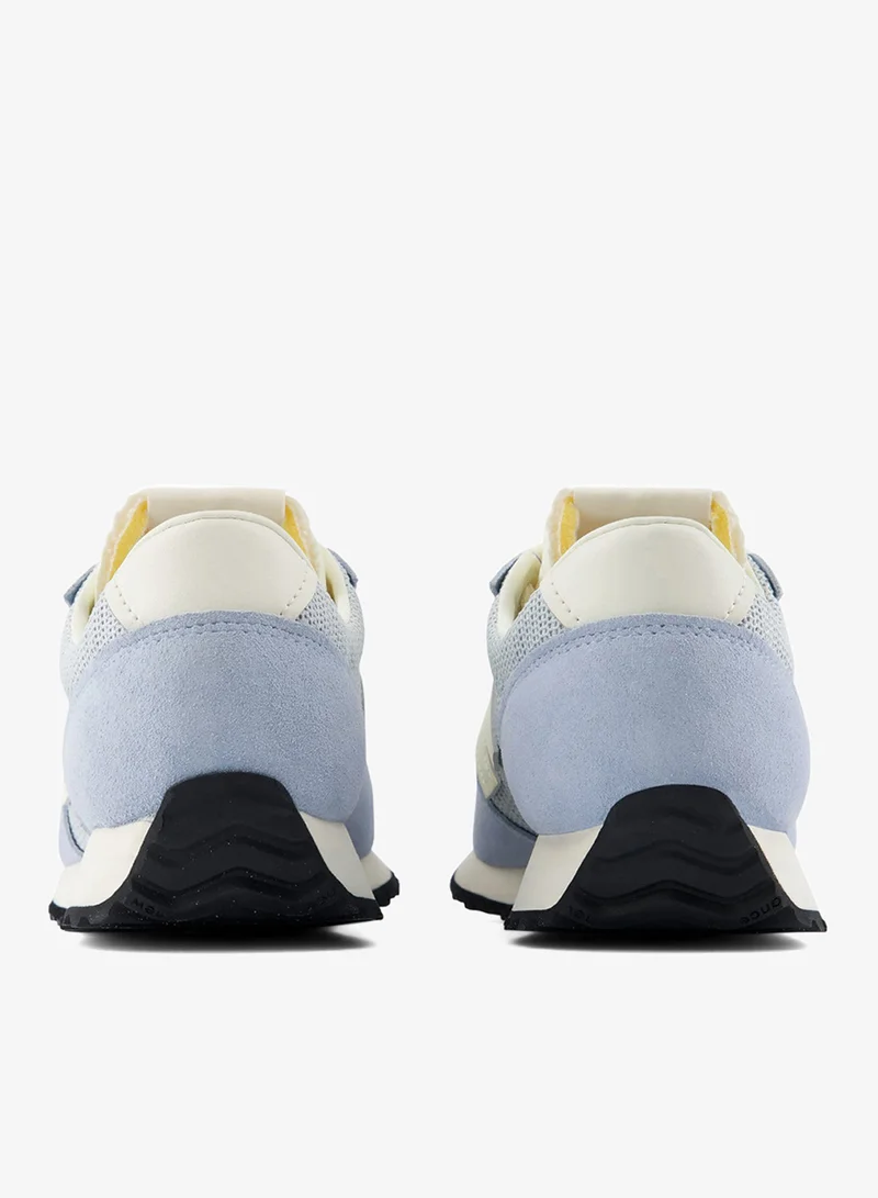 New Balance  Unisex 471 casual Sneakers (Standard Fit)  | Best Price UAE