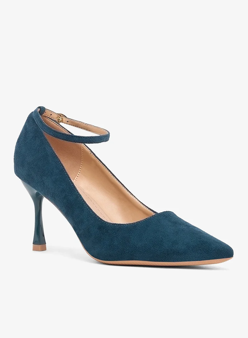 خزانة حذاء بكعب عالٍ