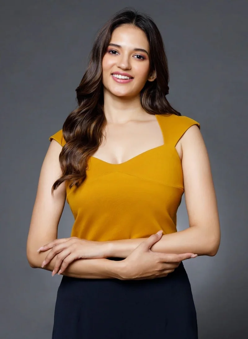 Zigzag Yellow Sweetheart Neck Top