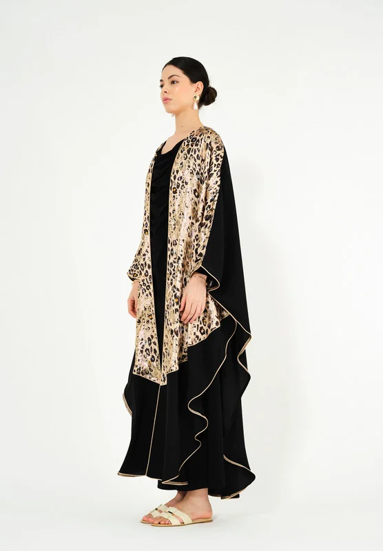 Thouq Beautiful Printed chiffon Jalabiya With Cowl Neckline With Long Sleeves