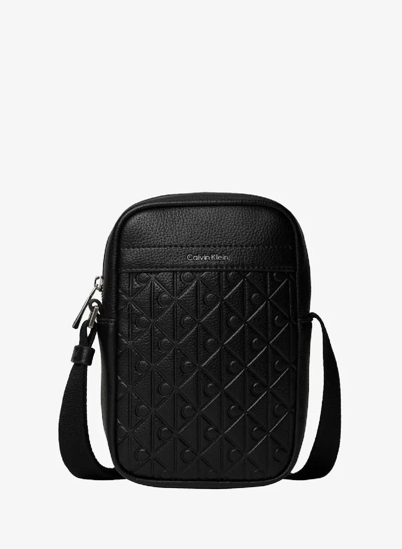 CALVIN KLEIN All Over Print Slim Reporter Bag
