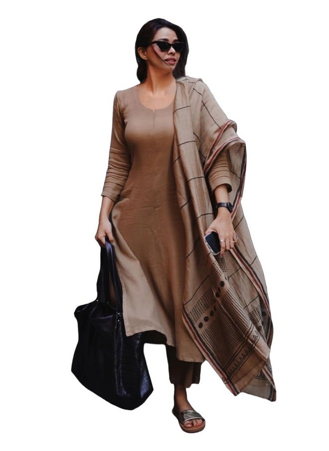 آني ديزاينر - قميص كورتا سادة مستقيم من مزيج الرايون للنساء من ANNI DESIGNER مع بنطلون ووشاح (Raja Saab Beige-VKS01_L_Beige_Large) - Image 1