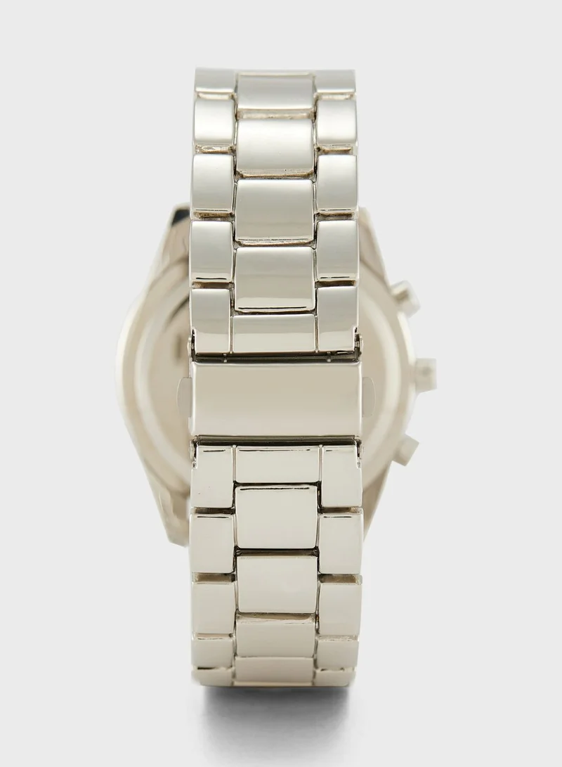Robert Wood 3 Link Bracelet Analogue Watch