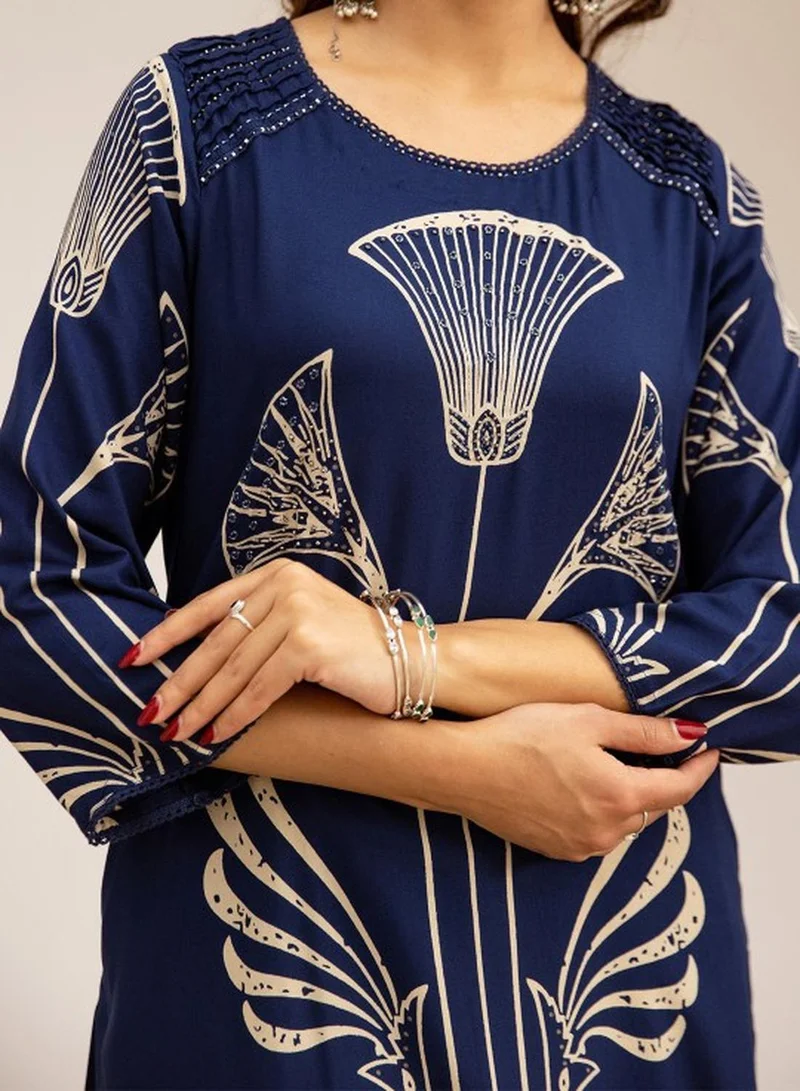 آي شين طقم كورتا نسائي قطعتين بلون أزرق ملكي من الرايون الألماني بتصميم ذاتي مع بنطلون بالازو كامل الطول بقصة عادية