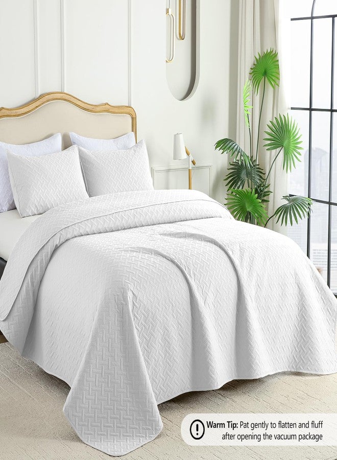 FLYMME King Size Quilt Bedding Set White Lightweight Bedspreads for Summer,Modern Style Geometric Weave Stripe Pattern,Soft Microfiber Bed Coverlet 3 Pieces (1 Quilt, 2 Shams) - Image 2
