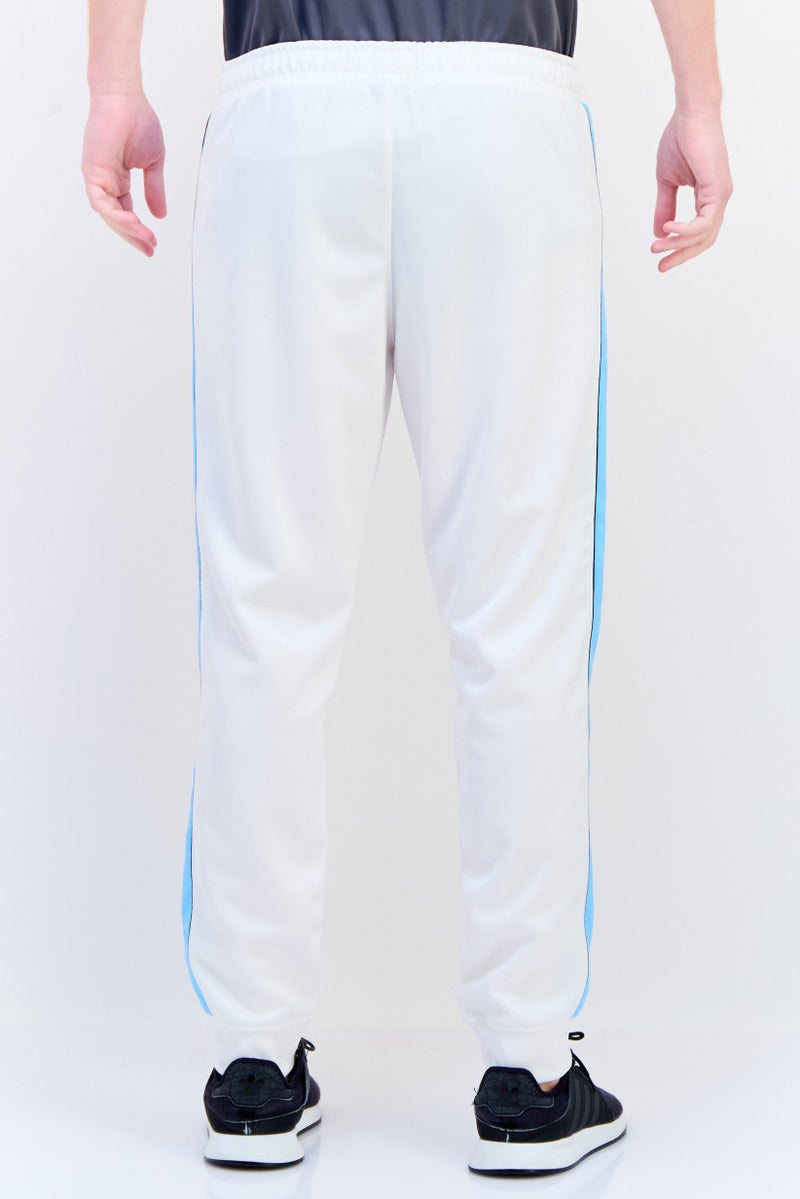 Nike Men Standard Fit Embroidered Logo Outdoor Track Pants, White  - Image 3