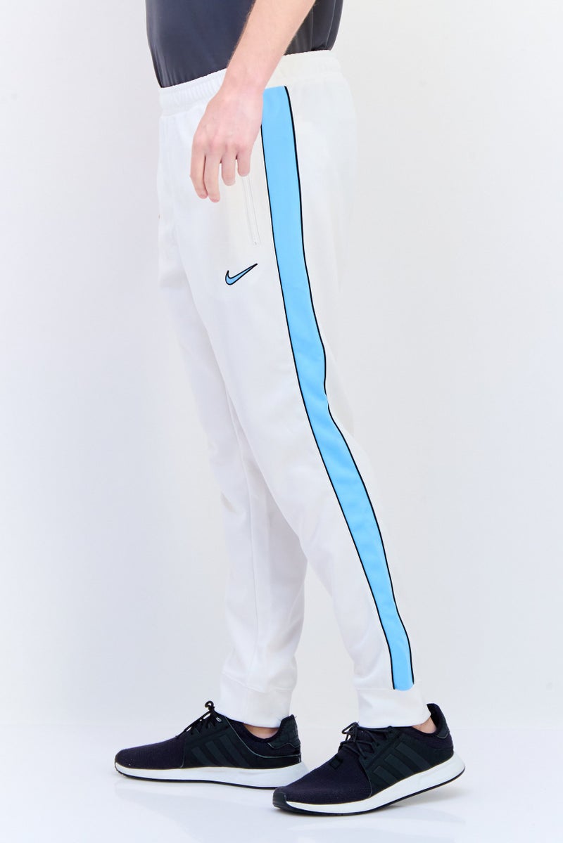 Nike Men Standard Fit Embroidered Logo Outdoor Track Pants, White  - Image 2