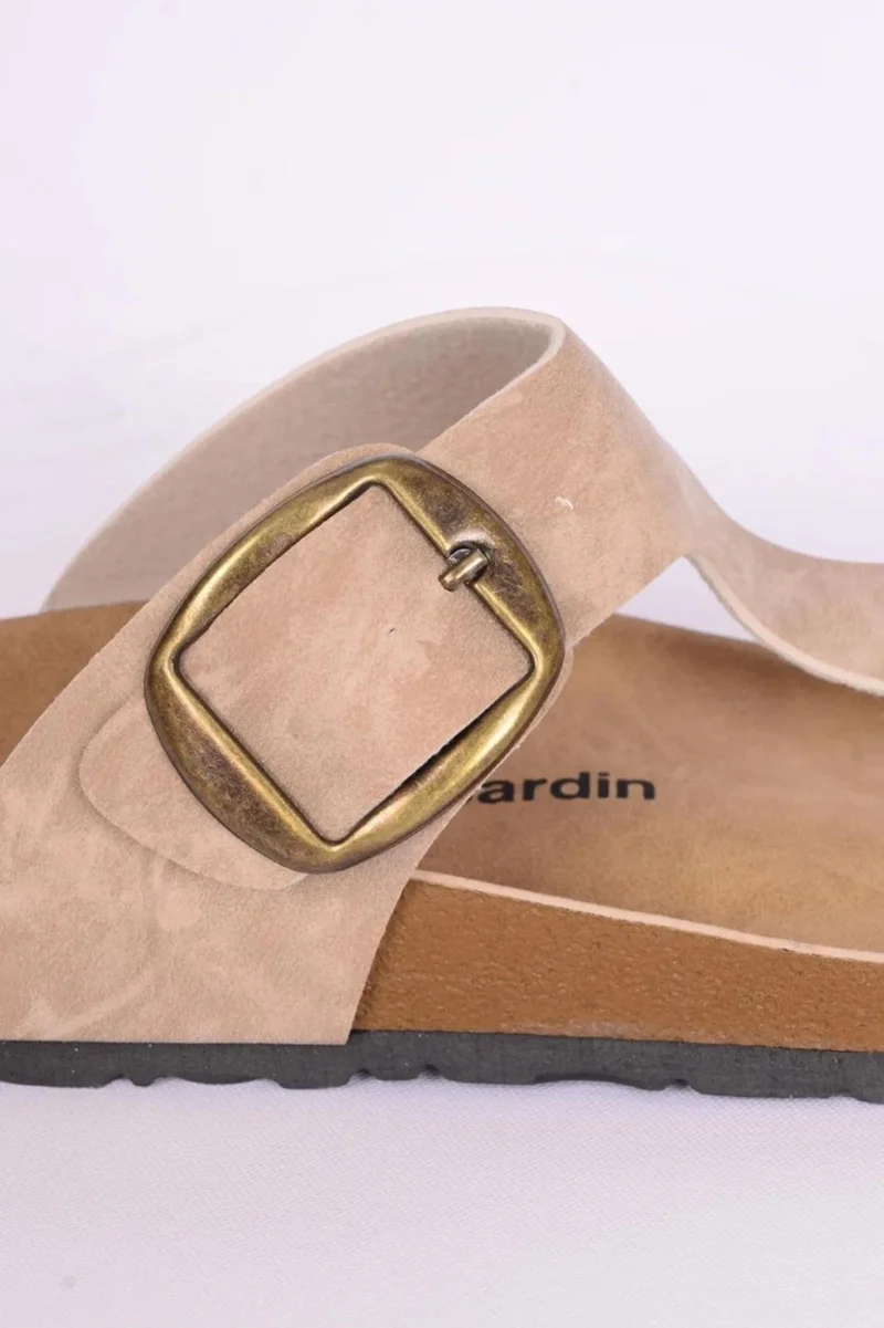 بيير كاردان PC-6960 Daily Orthopedic Comfort Flip-Flops for Women