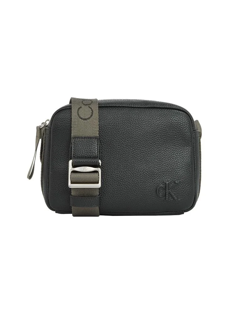 Calvin Klein Jeans Cargo Camera Bag