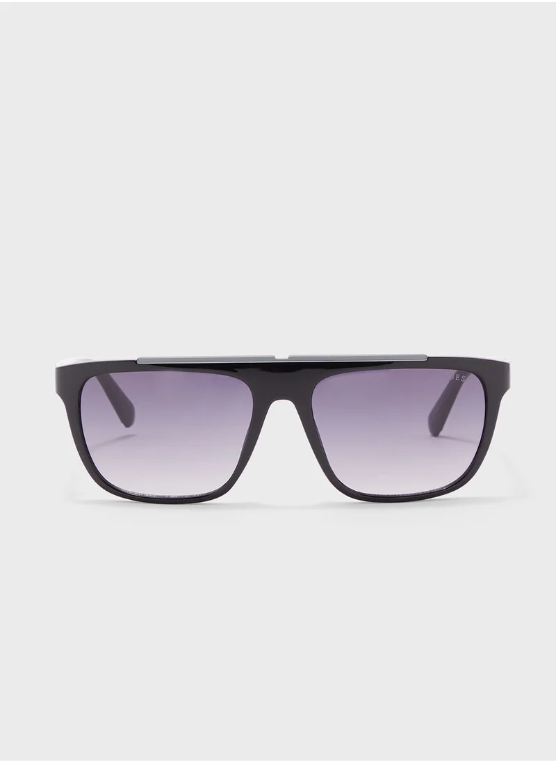 GUESS Uv Protected Polarized  Wayfarer Sunglasses