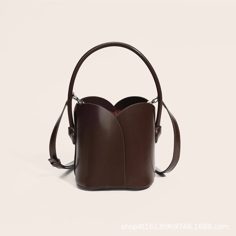 Straw Bag Women'S Summer Genuine Leather Drawstring Petal Bag 2024 Style Girls' Satchel Diagonal Trendy - Image 1