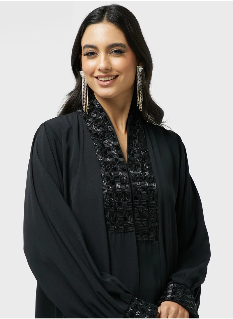 hayas closet Embroidered Accent Abaya
