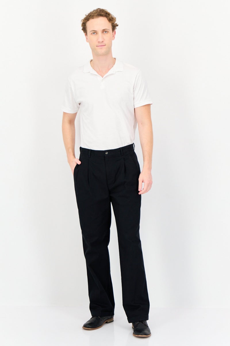 Greg Norman Men Regular Fit Pleated Chino Pants, Black - Image 4