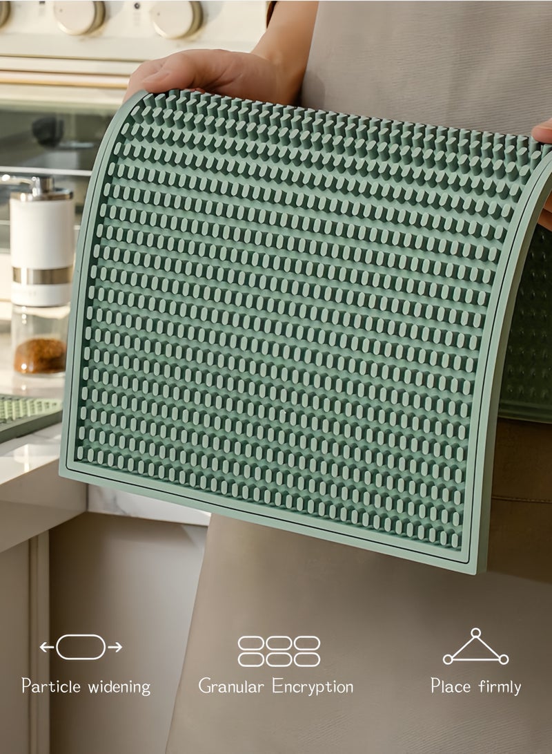 Eilimi 2 PCS(5.9X12inch/15*30cm)Rubber Bar Mat,Bar Drying Mats for Countertop Spills,Rubber Bar Service Mat for Drink,Beverages,Coffee,Kitchen,Restaurant and Hotel(Green) - Image 4