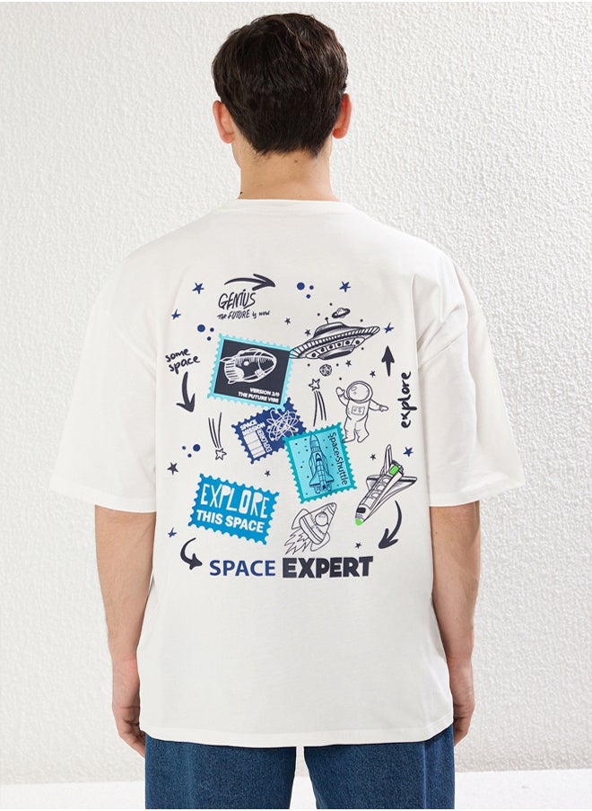trendyol White  Oversize/Wide Cut Short Sleeve Galaxy Back Print 100% Cotton  - Image 1