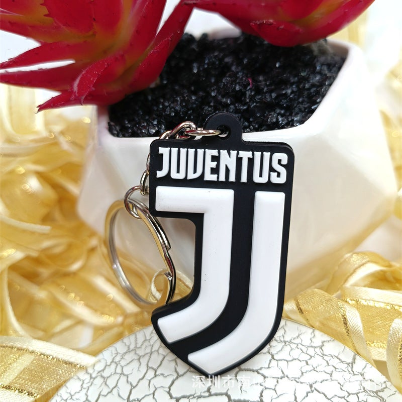 Real Madrid, Manchester United, Juventus, Chelsea, Arsenal PVC Keychain with Team Logo - Soft Rubber Double-Sided Fan Accessory